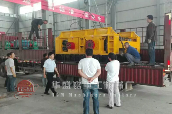 ʱ��200��˫�ݹ����������Ǯһ̨