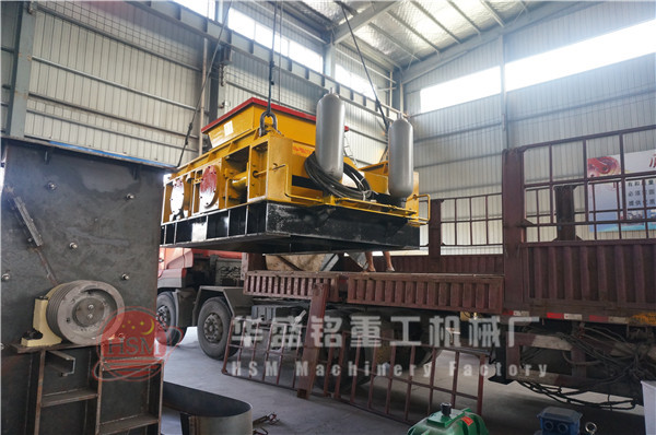 ����˫�ݹ����������Ǯһ̨